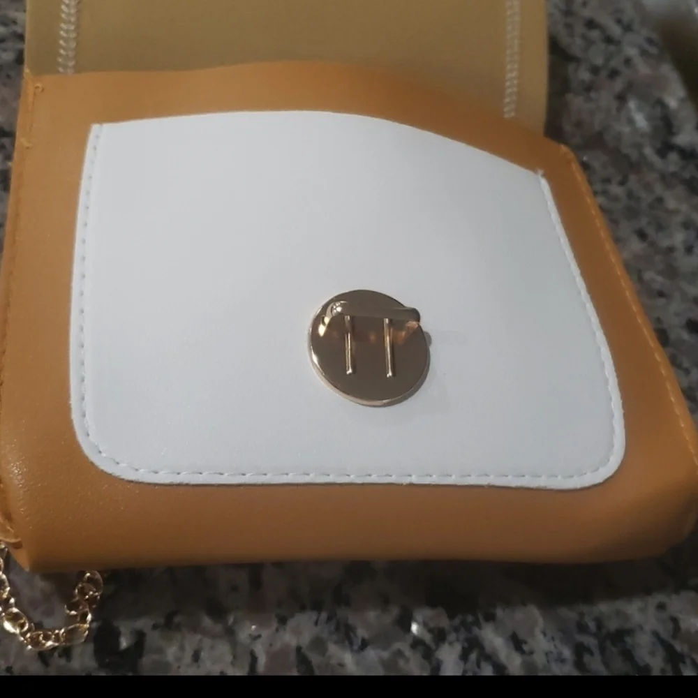 Small fashion bag mini crossbody mustard color - Picture 10 of 17